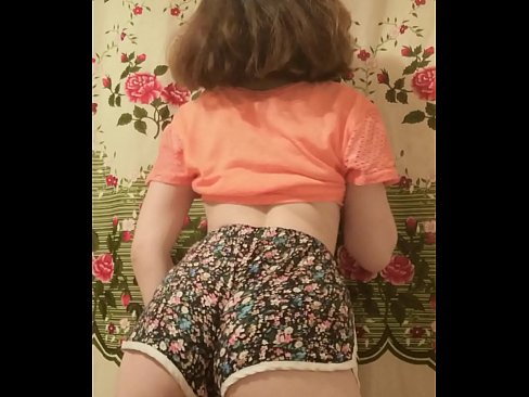 ❤️ Jovem sensual a despir os seus calções para a câmara Porno vídeo em porno pt.xxxner.ru ❌