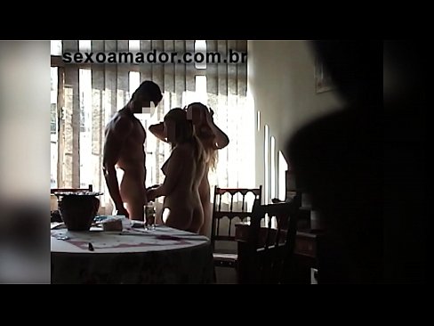 ❤️ Amigos sexuais convidam um homem gigante e um ménage à trois com ele Porno vídeo em porno pt.xxxner.ru ❌